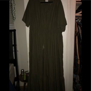 Green maxi dress
